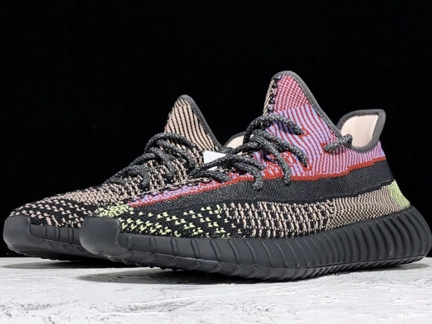 V2 Yeezy 350 Boost 